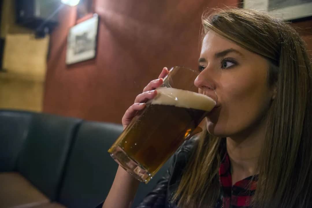 Co jest zdrowsze: piwo czy wódka? Porównanie skutków dla zdrowia