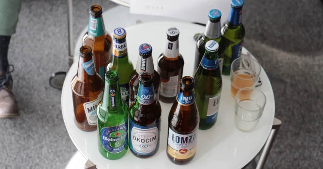 Jak otworzyć piwo nożem bez ryzyka zranienia i skutecznie