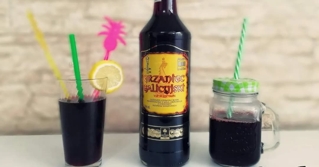 Jak podawać grzaniec galicyjski miodowy, aby zachwycić gości?